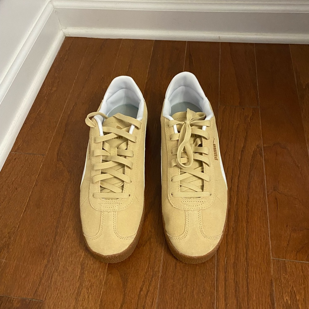Mens Puma Size 10